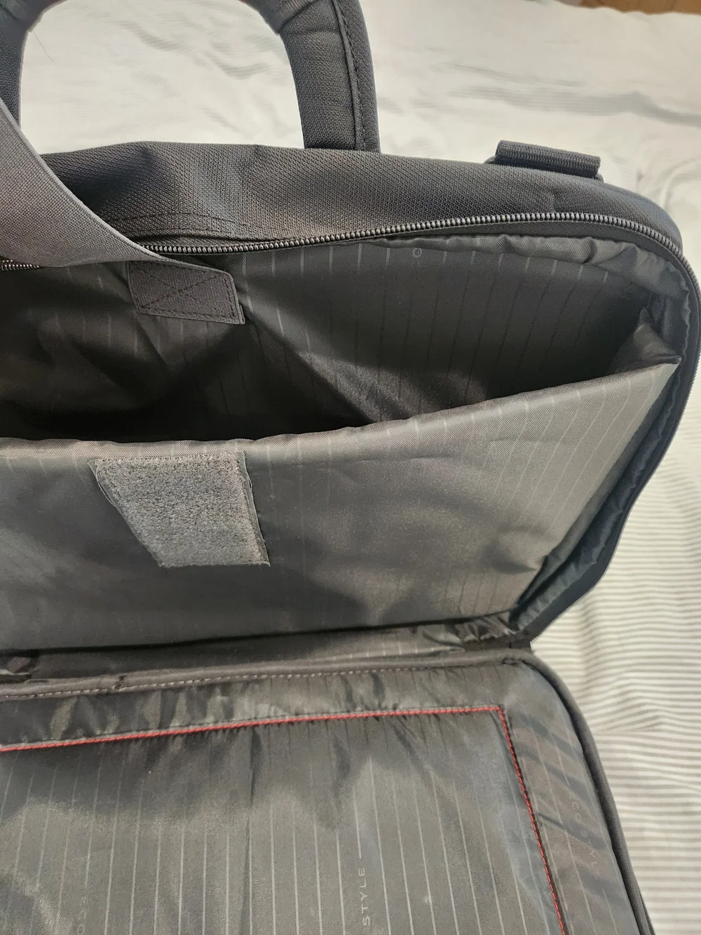 Eco Style Pro Professional Black Laptop Briefcase with Red Accents